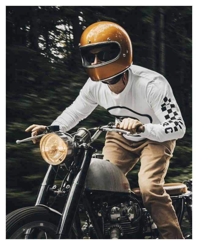 Chino Model 2023