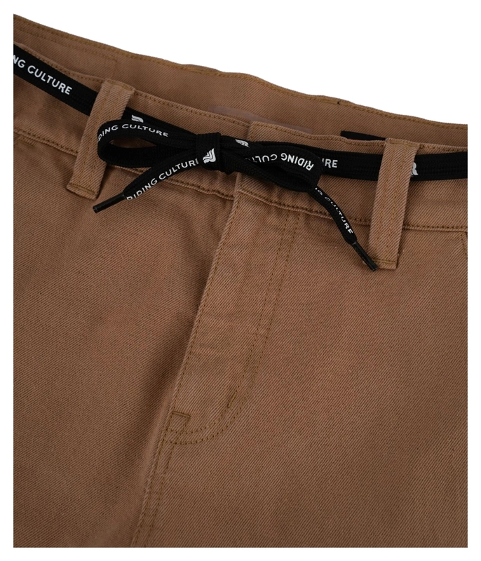 Chino Model 2023