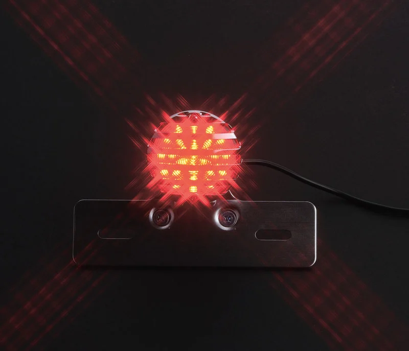 LED-Rücklicht mit Gitter