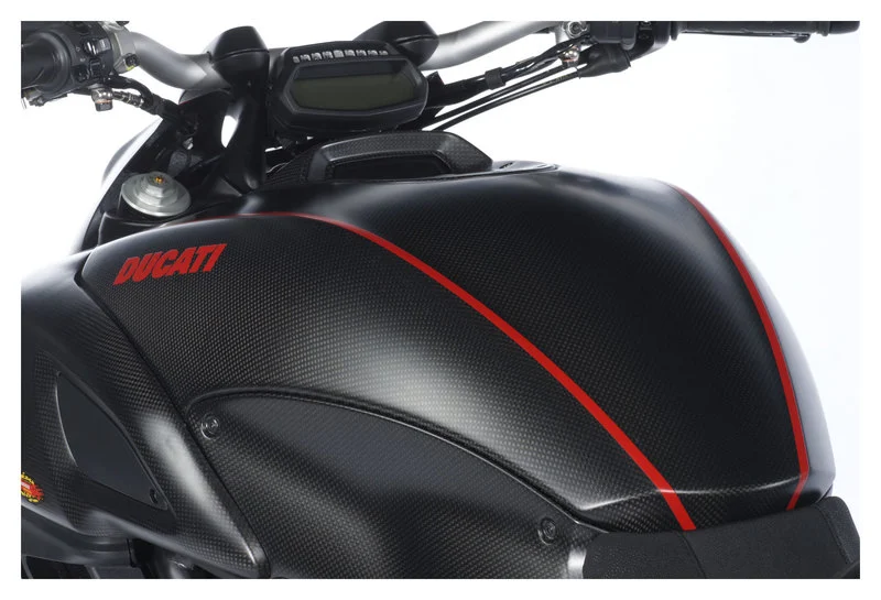 Carbonteile für Ducati Diavel 2011-2018