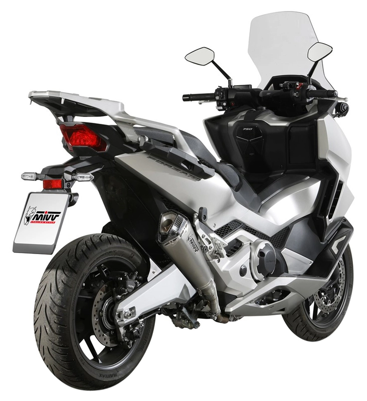 Sistema di scarico Delta Race con EG-BE