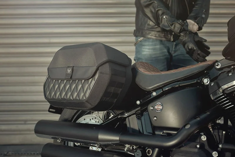 Side bag system LH H-D models