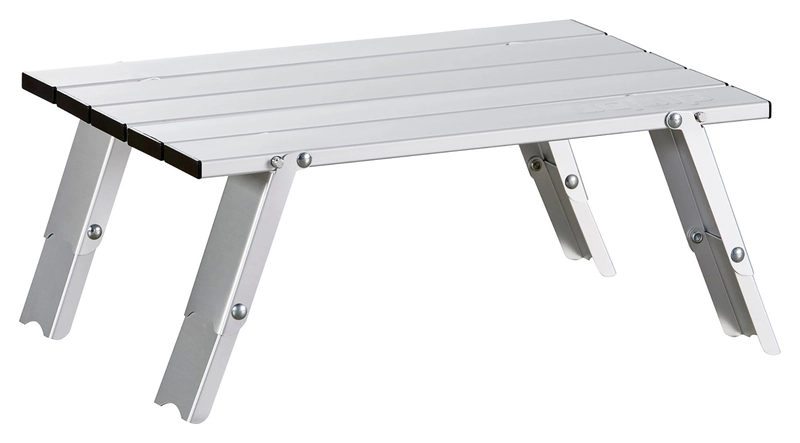 FOLDING TABLE