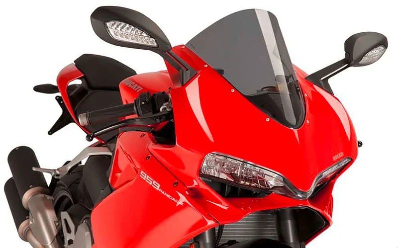 R–Racer Racing Vindruta