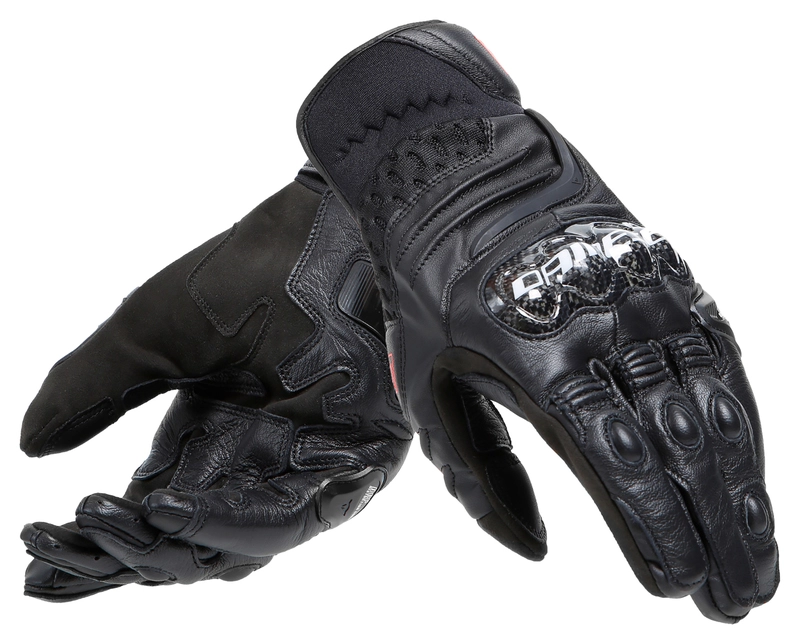 Carbon 4 Short