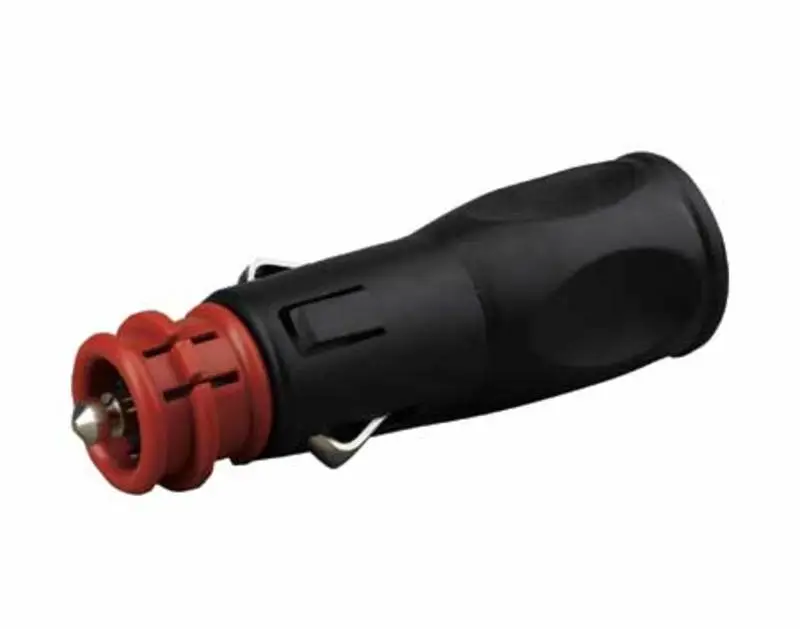 Universal plug with 8 amp fuse