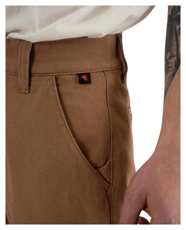Chino Model 2023