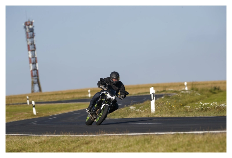 Touring Men 202 Motorcycle