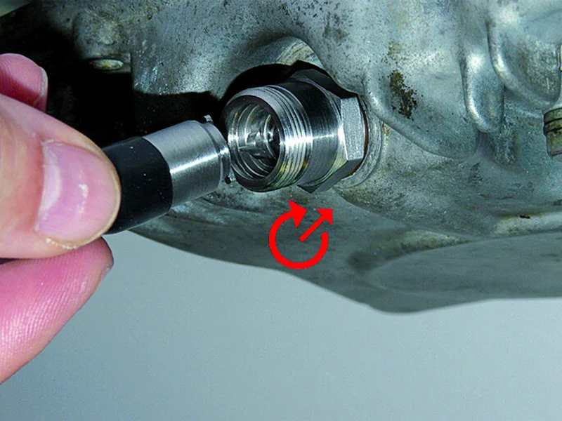 Oil Drain Valve