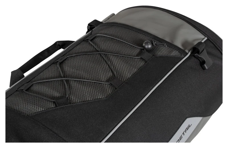 MOTO-DETAIL ROLL BAG